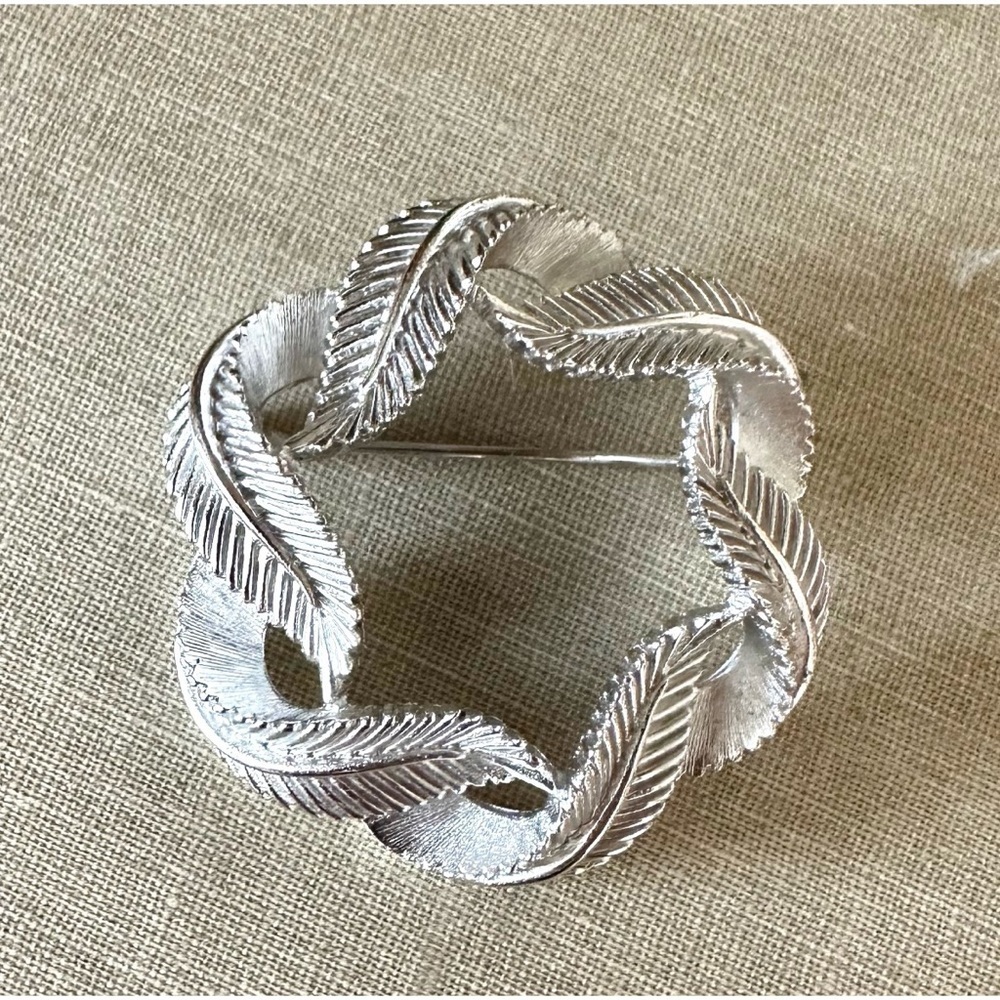 Trifari vintage silver tone brooch